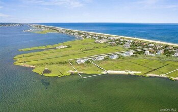 552 Dune Rd in Southampton, NY - Building Photo - Building Photo