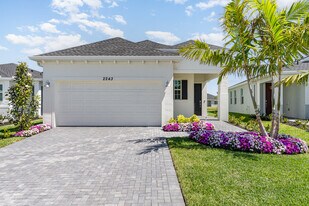 2243 Antarus Dr NW in Melbourne, FL - Building Photo