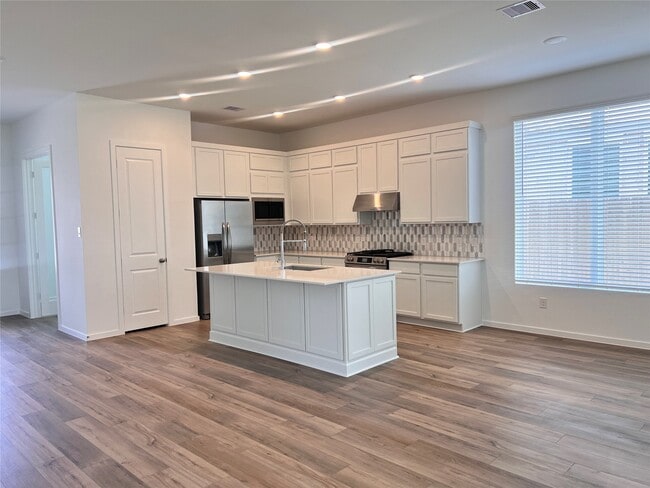 8306 Boundary Waters Dr