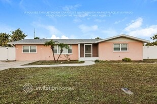 6710 8th St Ct W in Bradenton, FL - Building Photo