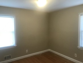 7810 Bluebonnet Rd in Louisville, KY - Building Photo - Building Photo