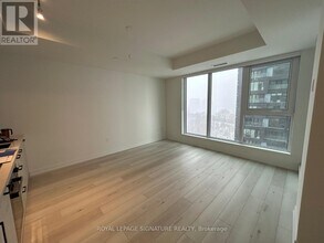 1 Quarrington Lane in North York, ON - Building Photo - Building Photo