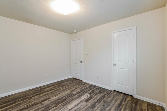 property at 5810 Long Arbor Ln