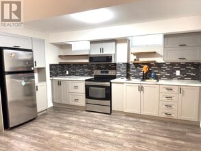 103 Country Ln in Barrie, ON - Building Photo - Building Photo