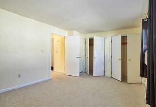 31 Reservoir St in Brockton, MA - Building Photo - Building Photo