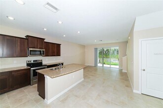 2495 Midnight Pearl Dr in Sarasota, FL - Building Photo - Building Photo