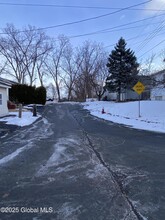 18 Lily St-Unit -2 in Albany, NY - Building Photo - Building Photo