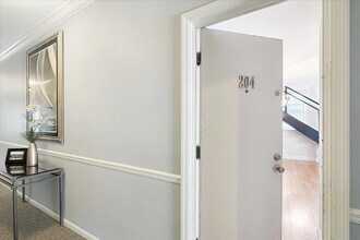 1789 Madison Ave in Memphis, TN - Building Photo - Building Photo