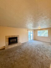1551 NW Newport Ave in Bend, OR - Building Photo - Building Photo