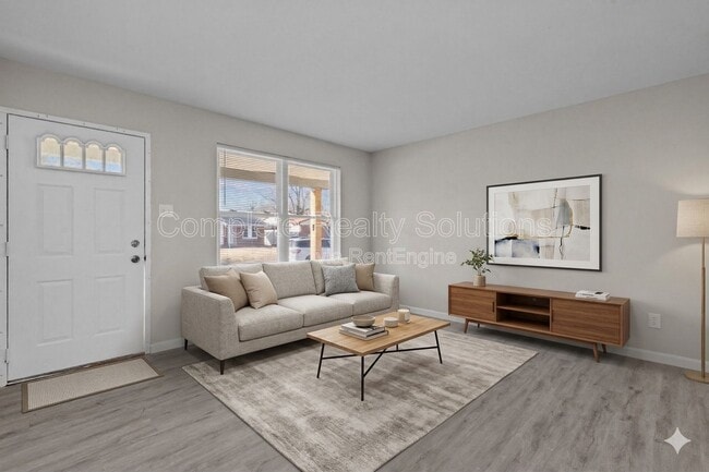 10432 Royal Dr in St. Louis, MO - Building Photo - Building Photo