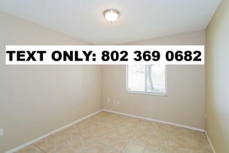 1212 Blufield Ave in Brandon, FL - Building Photo - Building Photo