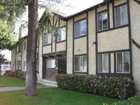 Building Photo - 6954 Woodman Avenue Apartments in Los Angeles, California