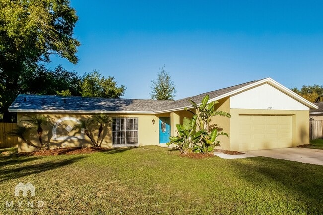 property at 3929 Oak Hammock Dr