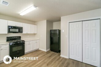 7010 New Dale Rd in Rex, GA - Building Photo - Building Photo