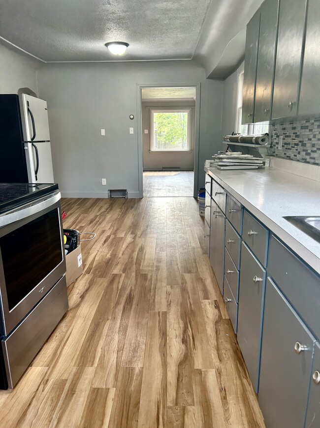 2903 4th Ave W in Hibbing, MN - Building Photo - Building Photo