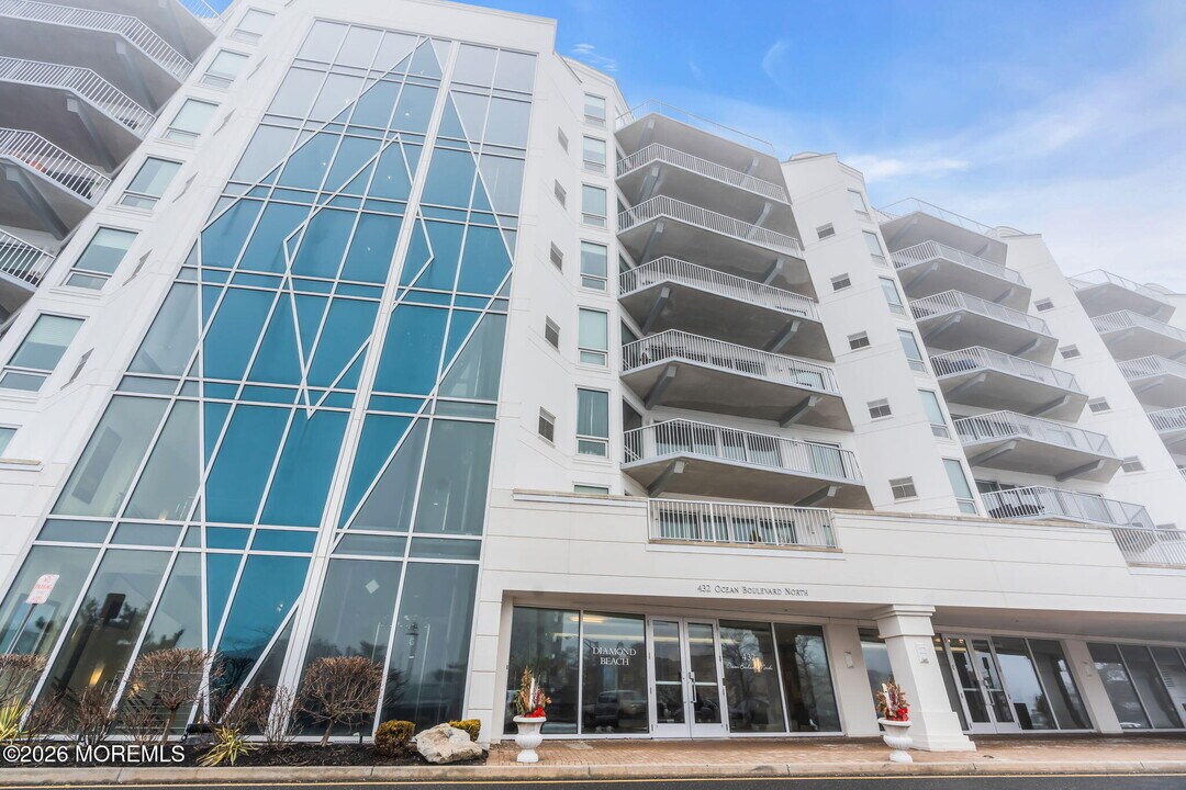 432 Ocean Blvd N in Long Branch, NJ - Building Photo
