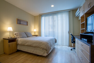 Breeze Suites Moderne in Santa Monica, CA - Foto de edificio - Interior Photo