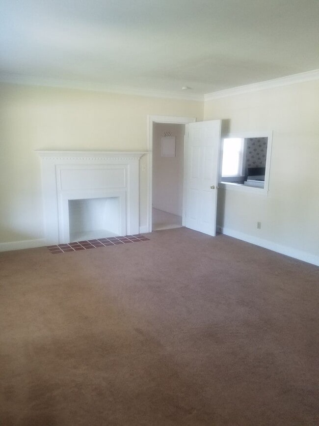6 Monument Dr in Williamsburg, VA - Building Photo - Building Photo