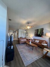 9508 W Park Village Dr in Tampa, FL - Building Photo - Building Photo