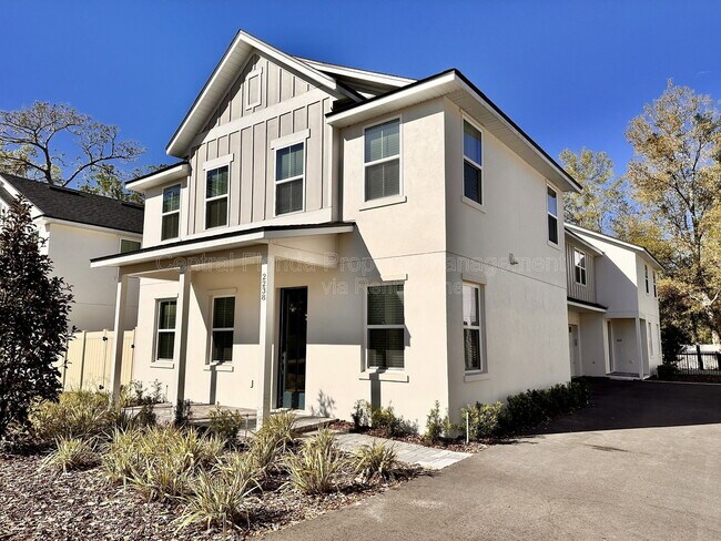 2238 S Bumby Ave in Orlando, FL - Building Photo - Building Photo