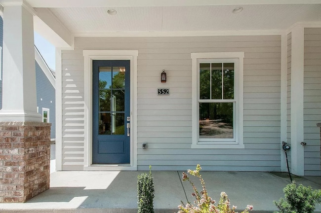 552 Acklen Park Dr, Unit 552 Acklen Park Dr in Nashville, TN - Foto de edificio - Building Photo