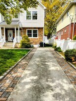53 Juniper Rd in Port Washington, NY - Building Photo