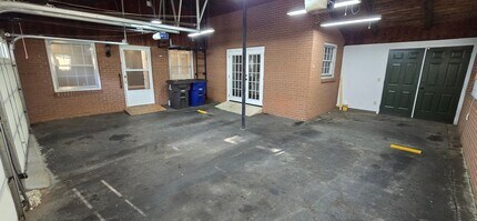 5600 Kane Dr in Winston-Salem, NC - Building Photo - Building Photo