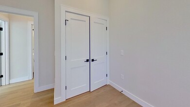 18-18 Highgate St in Boston, MA - Building Photo - Building Photo