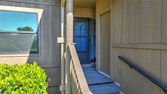 17502 Island Inlet Ct in Ft. Myers, FL - Building Photo - Building Photo