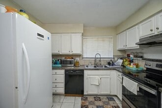 14306 Southline Rd in Sugar Land, TX - Building Photo - Building Photo