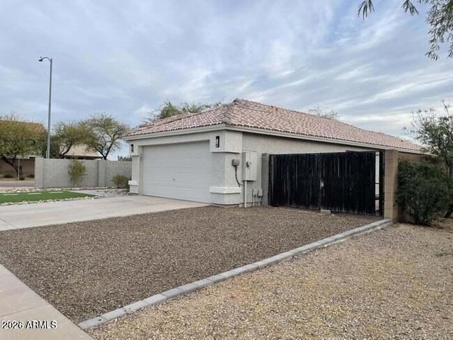 3101 W Louise Dr in Phoenix, AZ - Building Photo - Building Photo