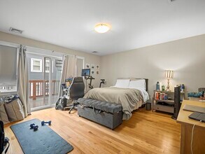 157 W Sixth St in Boston, MA - Building Photo - Building Photo