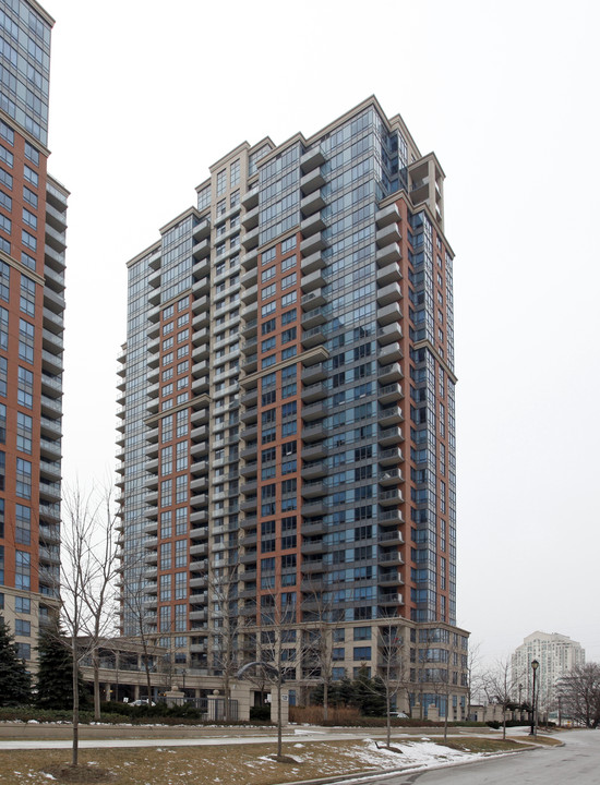 Nuvo 1 in Toronto, ON - Building Photo