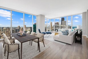 301 E North Water St in Chicago, IL - Building Photo