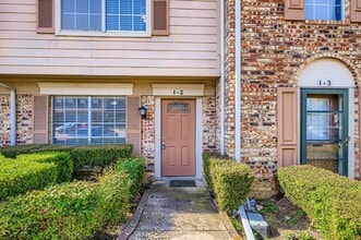 2400 Jupiter Rd in Plano, TX - Building Photo - Building Photo