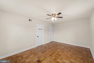 30 S Old Glebe Rd in Arlington, VA - Building Photo - Building Photo
