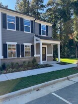 712 Faucette St in Fuquay Varina, NC - Building Photo