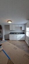 1849 Westview Dr in Indianapolis, IN - Foto de edificio - Building Photo
