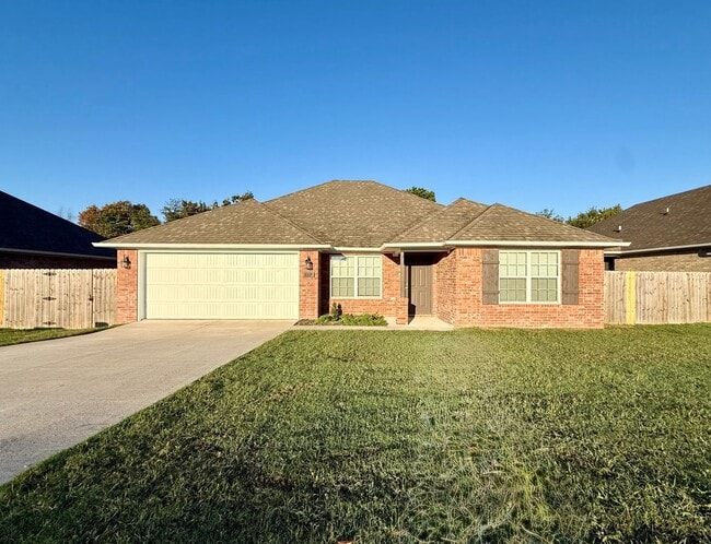 property at 817 Saddlebrook St