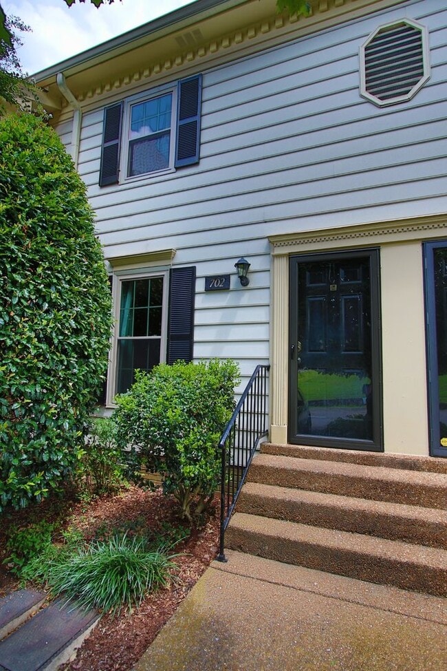 702 Fox Ridge Dr in Brentwood, TN - Building Photo - Building Photo