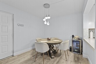 629 Sea Pine Way in Greenacres, FL - Building Photo - Building Photo