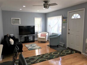 19 Connecticut Ave in Long Beach, NY - Building Photo - Building Photo