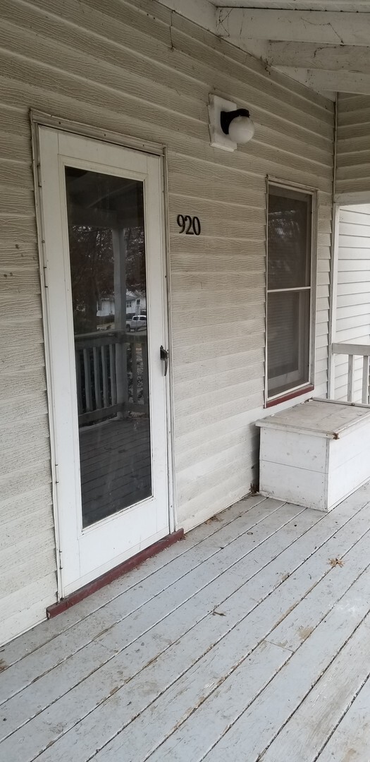 property at 920 S Dodge St