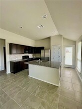 5601 Respinto Dr in Austin, TX - Building Photo - Building Photo