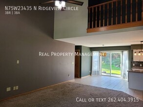 N75W23435 N Ridgeview Cir in Sussex, WI - Building Photo - Building Photo