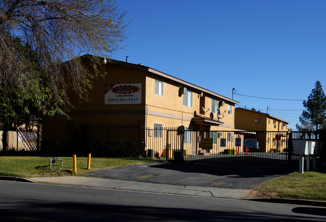 Laurel Tree Apartments in Beaumont, CA - Building Photo