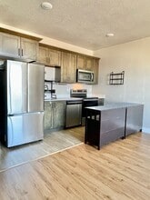 2101 N Main St in Sunset, UT - Building Photo - Building Photo