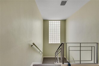 1360 Briarwood Dr NE in Atlanta, GA - Building Photo - Building Photo