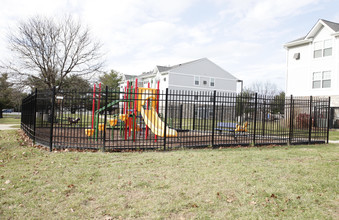 Cheltenham Village in Newark, DE - Building Photo - Building Photo