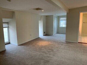 5 Kosciusko Way in Pittsburgh, PA - Building Photo - Building Photo